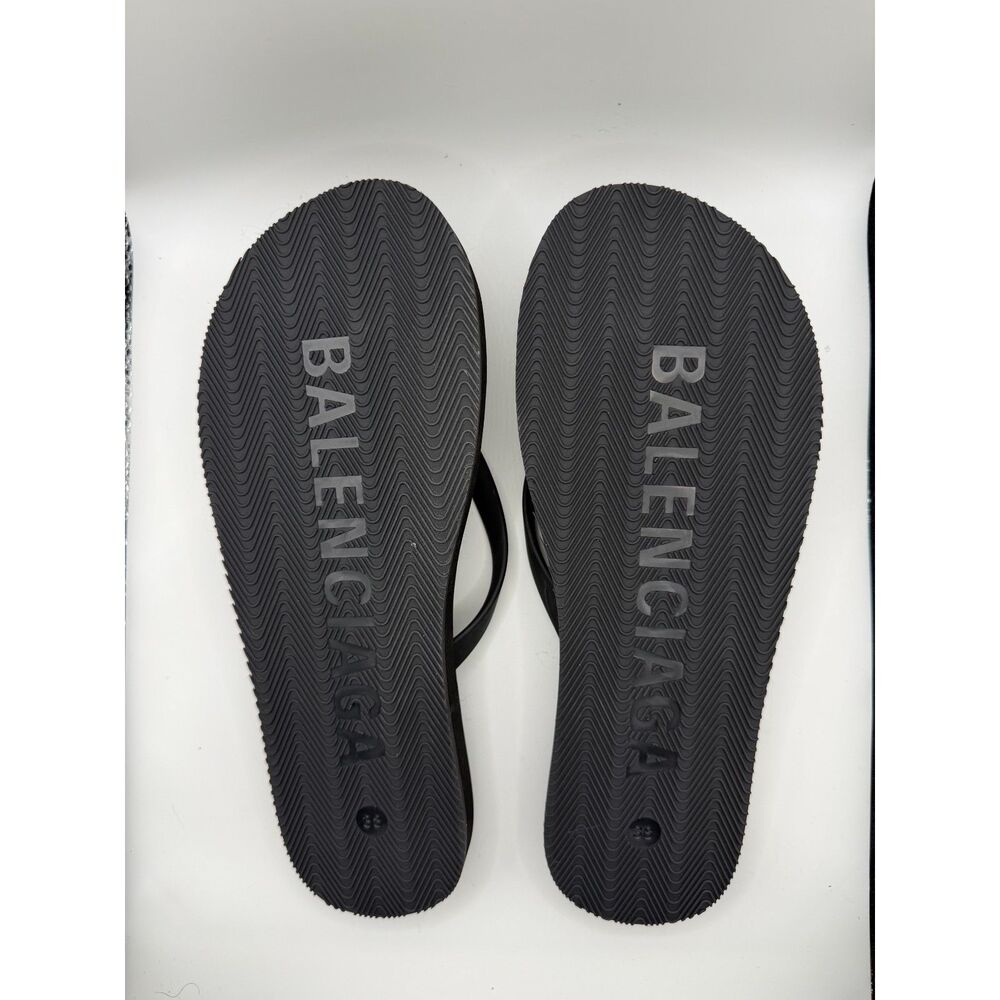 Balenciaga Rubber Logo Flip Flops Black - Picture 2 of 3